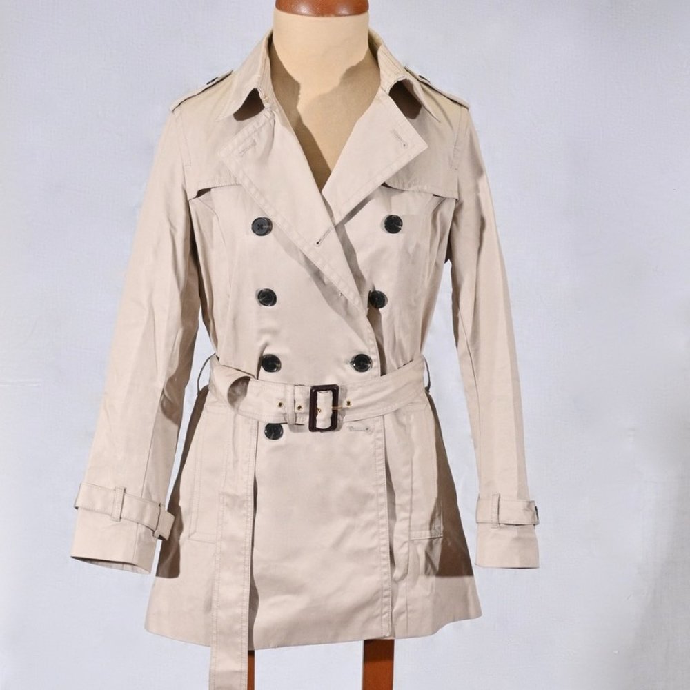 Banana Republic Camel Trench Coat; M